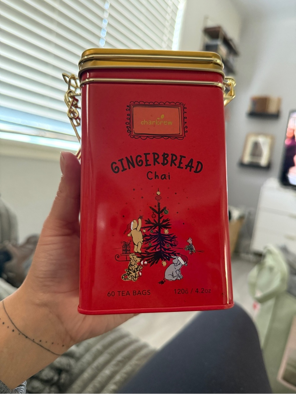 Charbrew Gingerbread Chai Tea Tin – Red